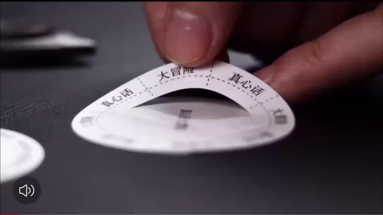 NovaTech Telefoonhouder Fidget Spinner - Drie-in-Een Voor Onderweg