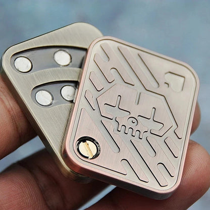 KK AA Fidget Slider - Compacte Metalen Schedel Voor Focus - Fidgetmania