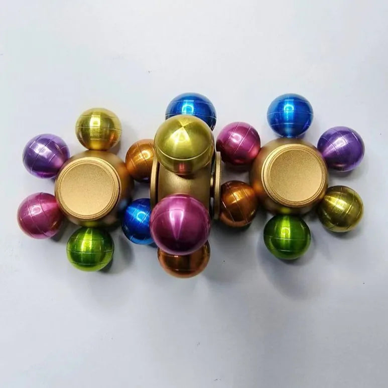 Meade Metal Hand Spinner Signature